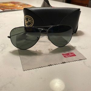 Large all black Ray Ban Polarized aviators